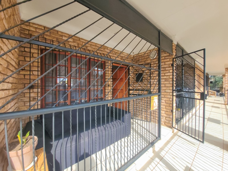 2 Bedroom Property for Sale in Die Bult North West